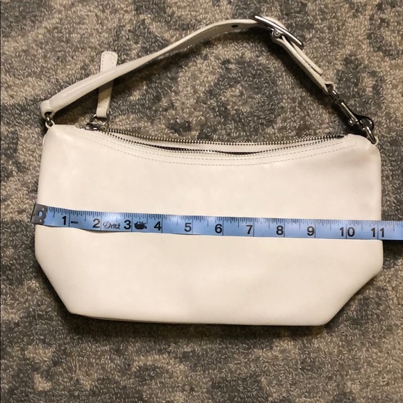 Vintage Coach Off White Hobo - Picture 4 of 5